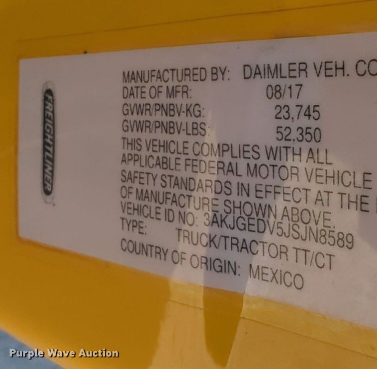 image for item NZ9296 2018 Freightliner Cascadia 125 semi truck