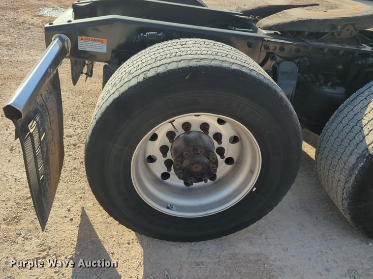 image for item NZ9297 2018 Freightliner  Cascadia 125 semi truck