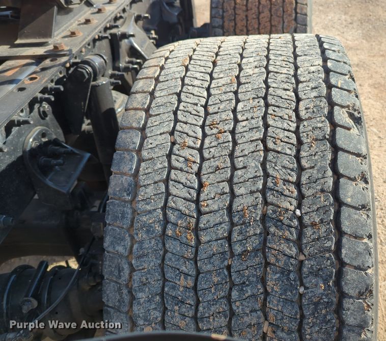 image for item NZ9297 2018 Freightliner  Cascadia 125 semi truck