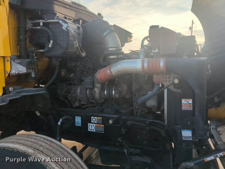 image for item OD9252 2019 Kenworth T680 semi truck