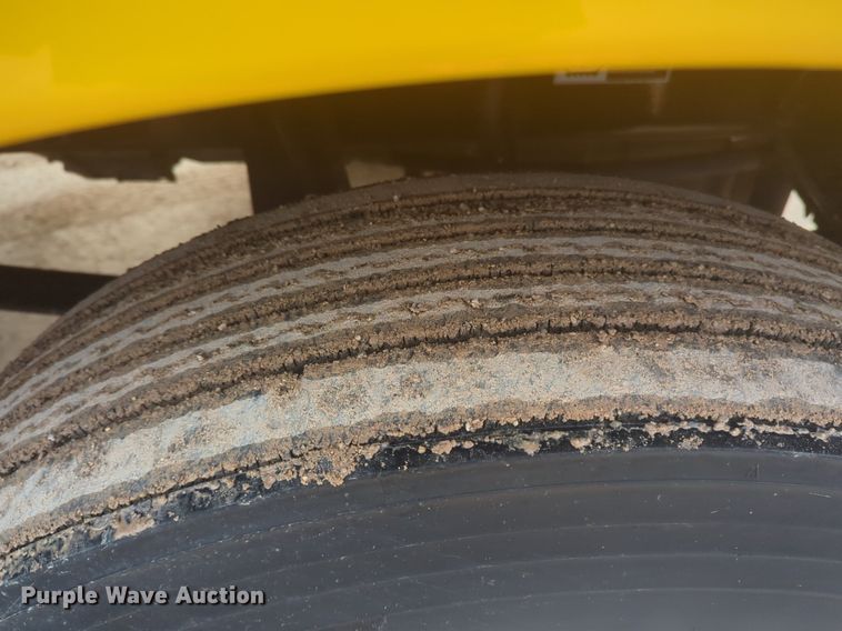 image for item OD9252 2019 Kenworth T680 semi truck