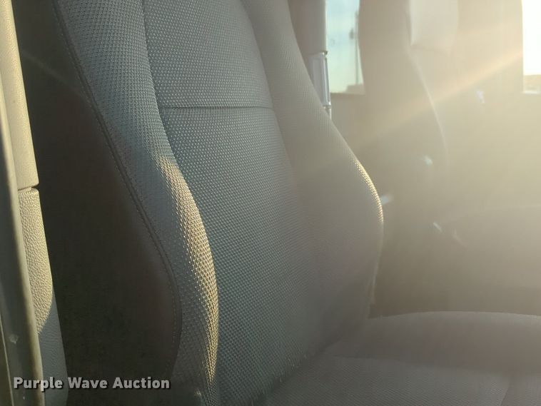 image for item OD9253 2020 Kenworth  T680 semi truck