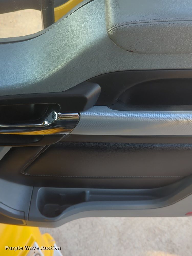 image for item OD9255 2020 Kenworth T680 semi truck