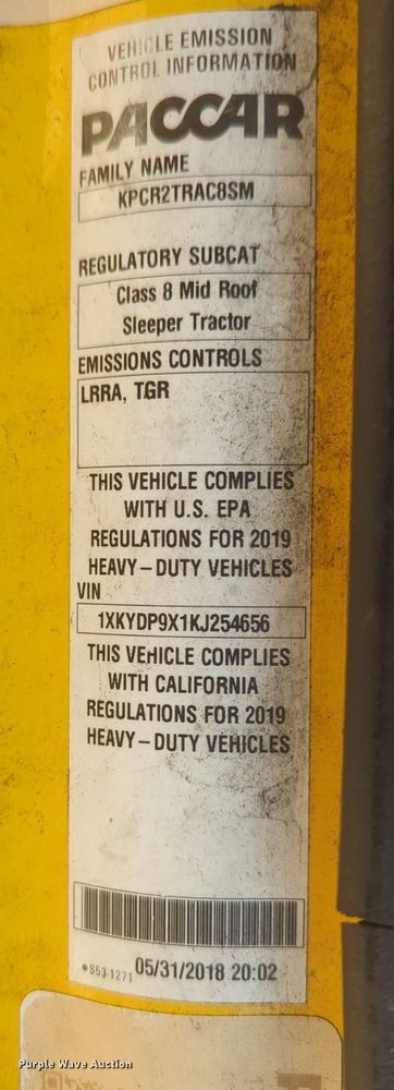 image for item OD9256 2019 Kenworth T680 semi truck