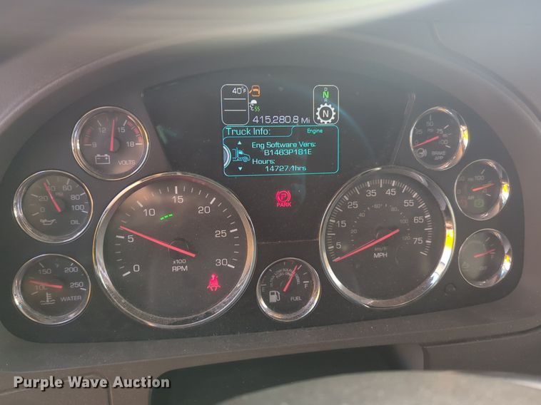 image for item OD9257 2019 Kenworth T680 semi truck