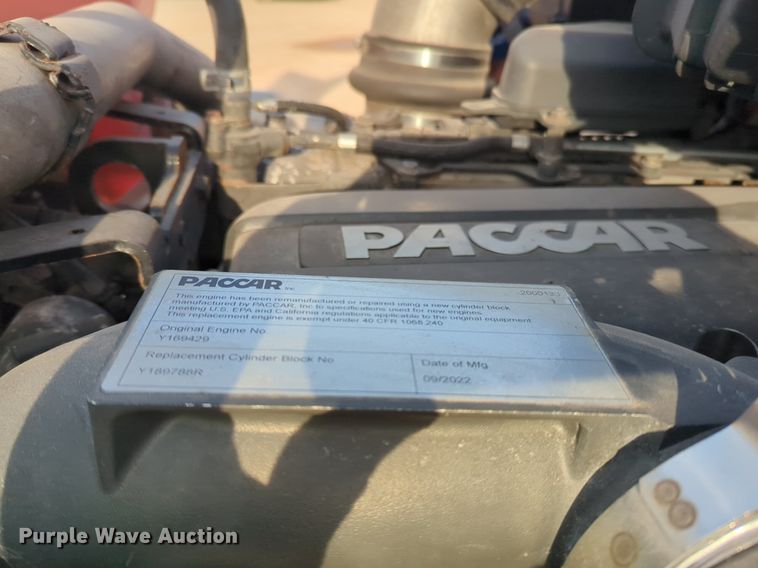 image for item OD9257 2019 Kenworth T680 semi truck