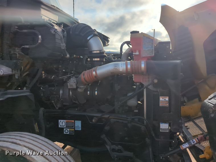 image for item OD9257 2019 Kenworth T680 semi truck