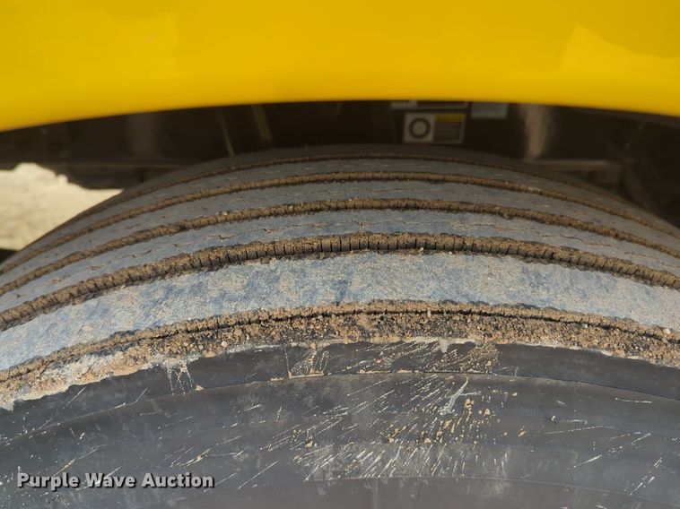 image for item OD9257 2019 Kenworth T680 semi truck