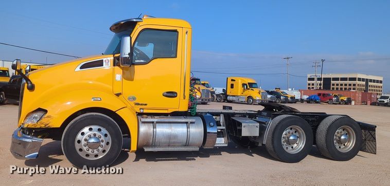 image for item OD9259 2020 Kenworth T680 semi truck