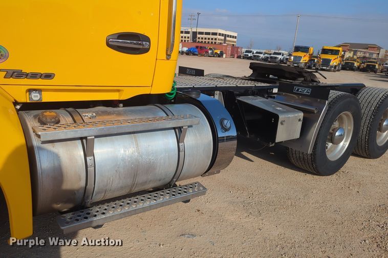 image for item OD9259 2020 Kenworth T680 semi truck