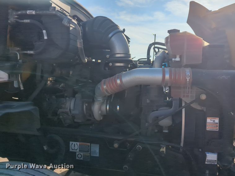 image for item OD9259 2020 Kenworth T680 semi truck