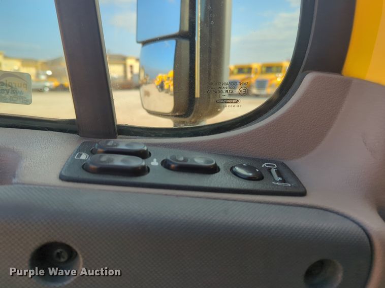 image for item OD9260 2018 Freightliner  Cascadia 125 semi truck