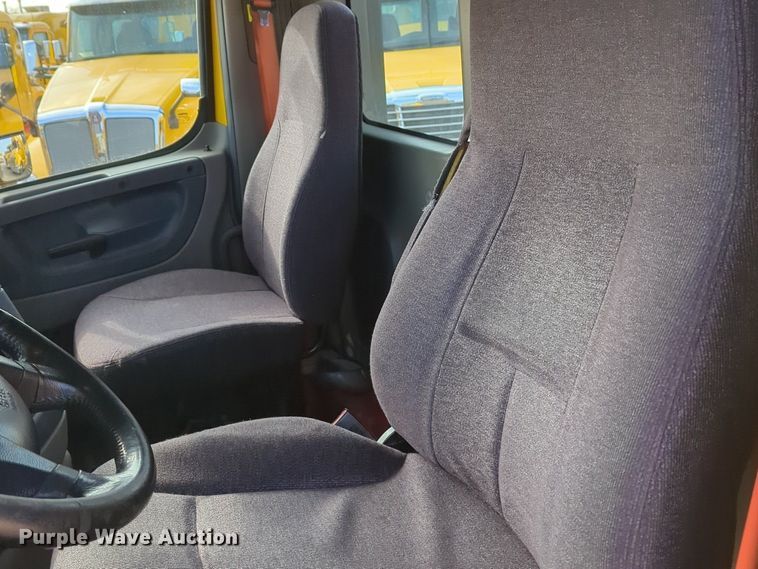 image for item OD9260 2018 Freightliner  Cascadia 125 semi truck