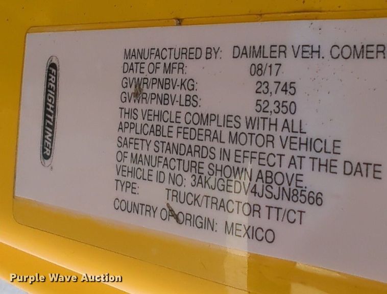 image for item OD9260 2018 Freightliner  Cascadia 125 semi truck