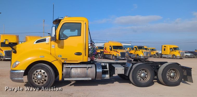 image for item OD9261 2020 Kenworth T680 semi truck