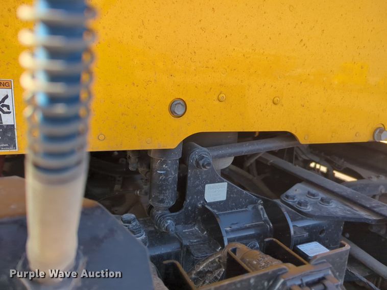 image for item OD9261 2020 Kenworth T680 semi truck