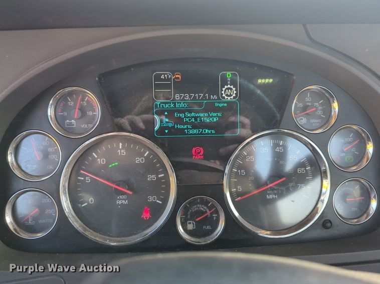 image for item OD9261 2020 Kenworth T680 semi truck