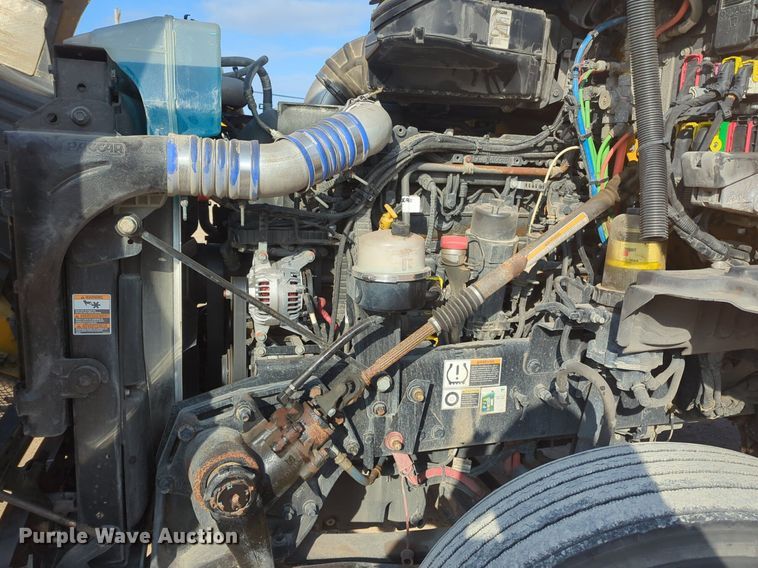 image for item OD9261 2020 Kenworth T680 semi truck