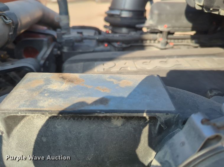 image for item OD9261 2020 Kenworth T680 semi truck