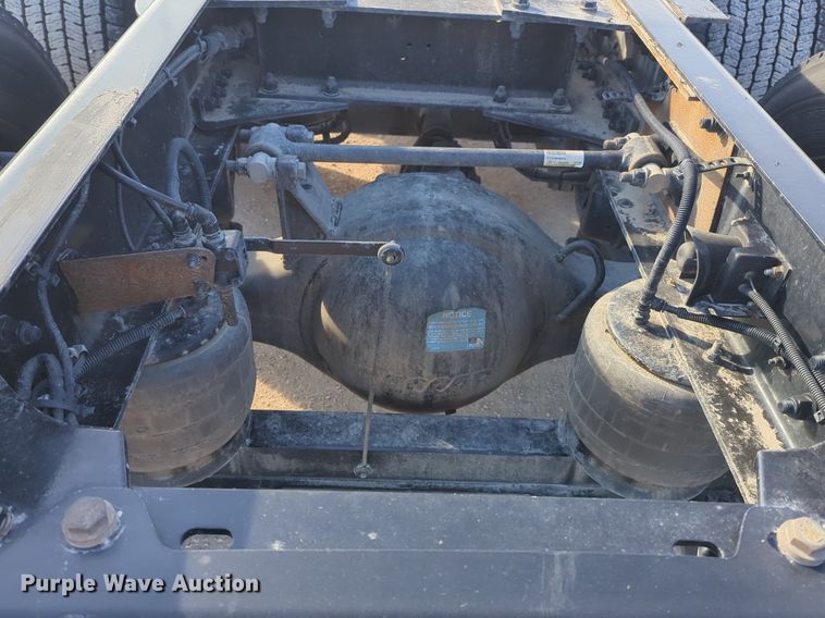 image for item OD9262 2019 Kenworth T680 semi truck