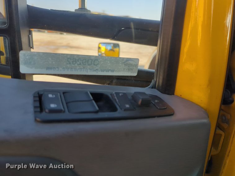 image for item OD9262 2019 Kenworth T680 semi truck