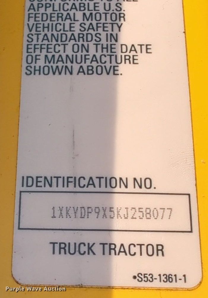 image for item OD9262 2019 Kenworth T680 semi truck