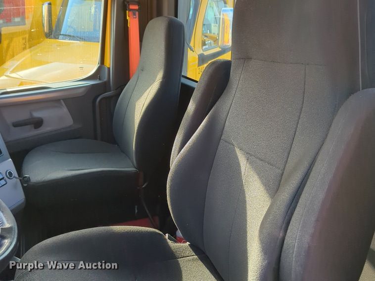 image for item OD9265 2020 Freightliner  Cascadia 126 semi truck