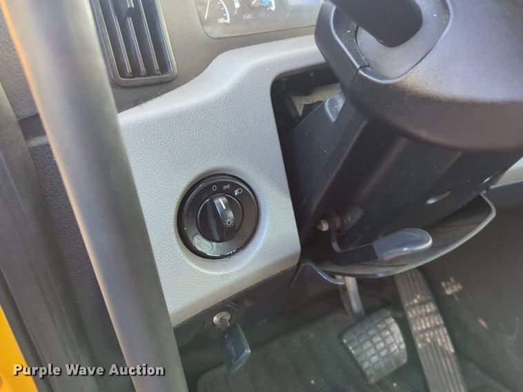 image for item OD9265 2020 Freightliner  Cascadia 126 semi truck