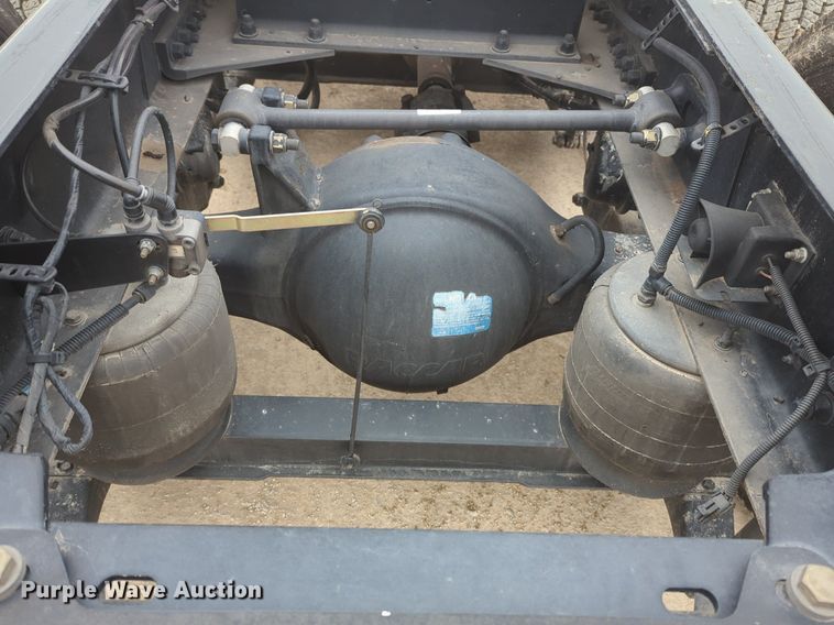 image for item OD9268 2019 Kenworth  T680 semi truck