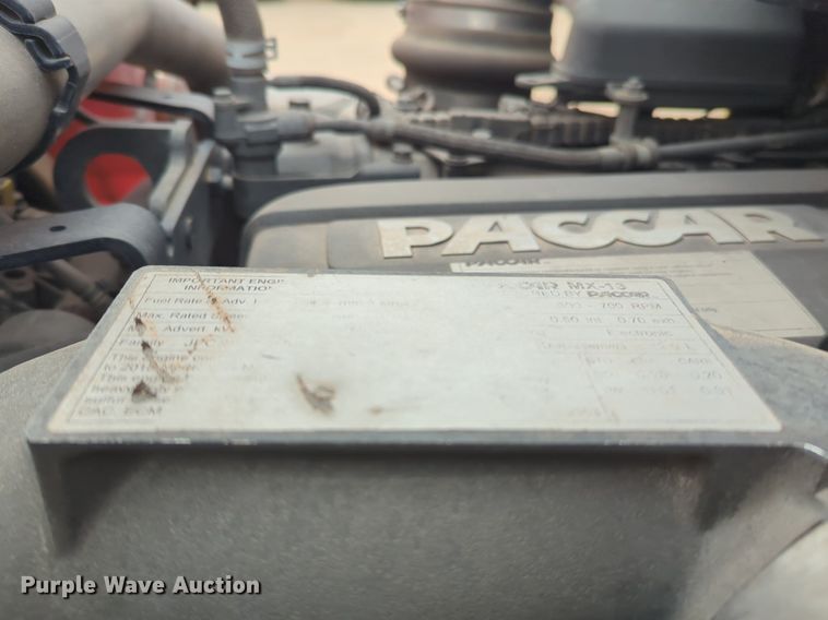 image for item OD9268 2019 Kenworth  T680 semi truck