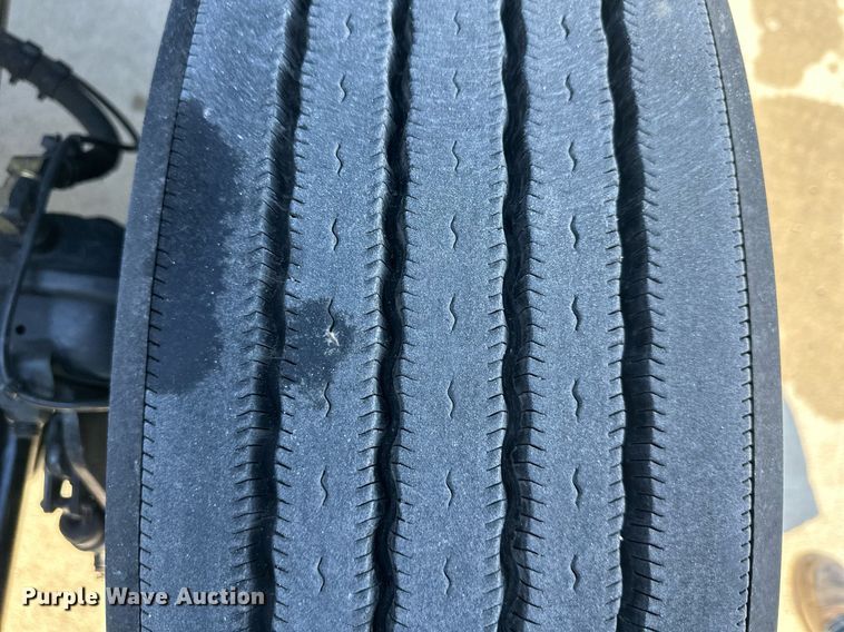 image for item OF9279 2018 International  LT625 semi truck