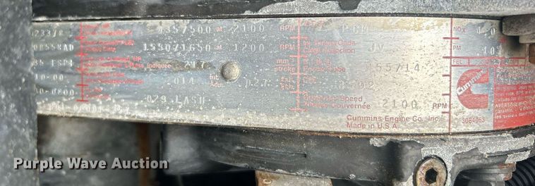 image for item OI9515 2001 Freightliner  FLD semi truck