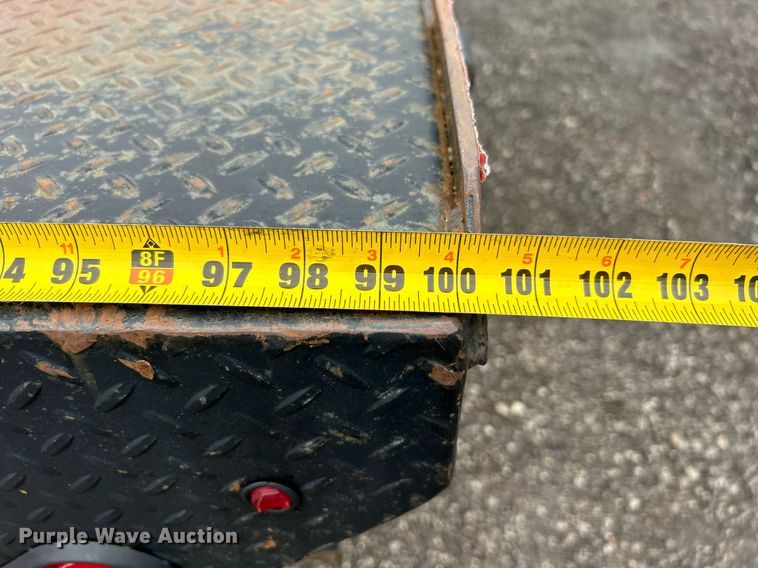 image for item OI9520 1997 Kenworth flatbed truck