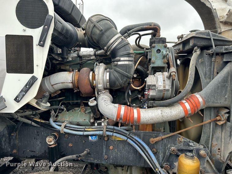 image for item OI9520 1997 Kenworth flatbed truck