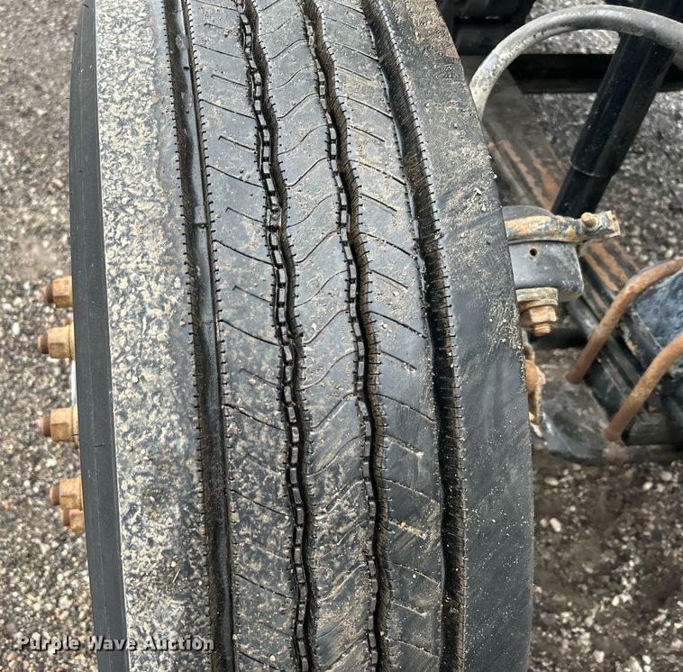 image for item OI9520 1997 Kenworth flatbed truck