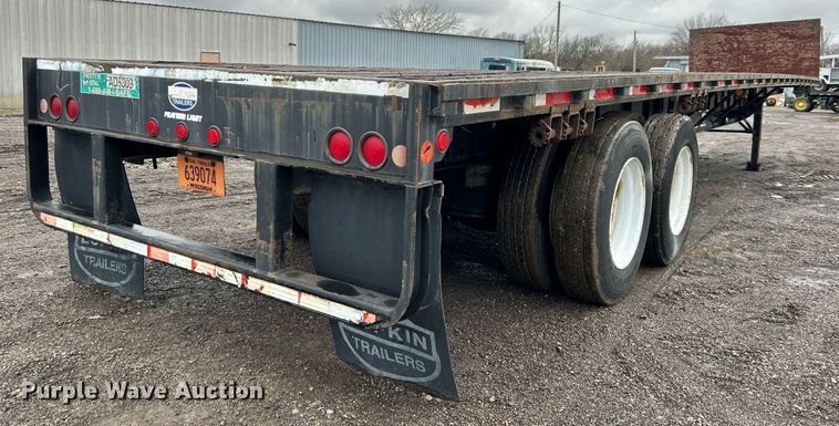 image for item OI9574 2005 Lufkin FL-II-ST flatbed trailer