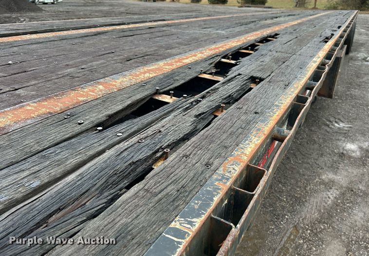 image for item OI9574 2005 Lufkin FL-II-ST flatbed trailer