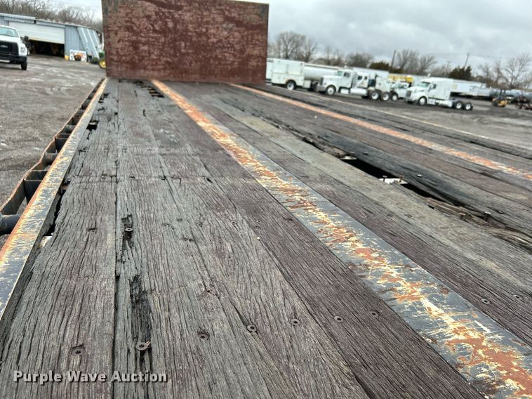 image for item OI9574 2005 Lufkin FL-II-ST flatbed trailer