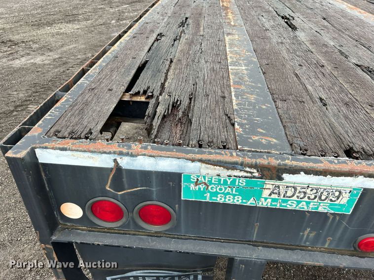 image for item OI9574 2005 Lufkin FL-II-ST flatbed trailer