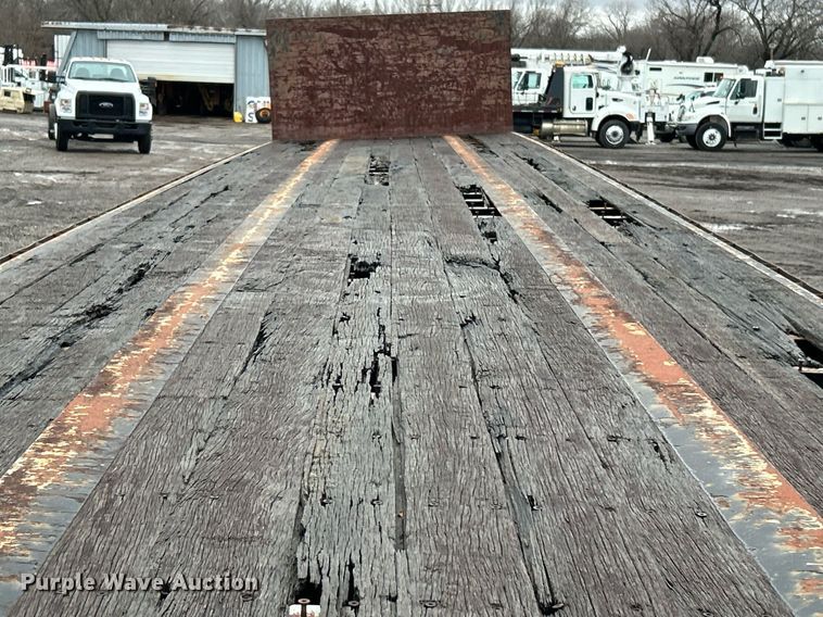 image for item OI9574 2005 Lufkin FL-II-ST flatbed trailer