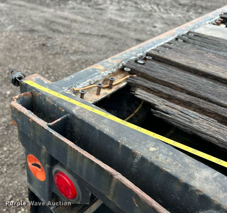 image for item OI9574 2005 Lufkin FL-II-ST flatbed trailer