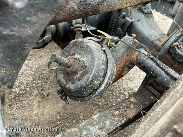 image for item OI9576 2006 International  9400i semi truck