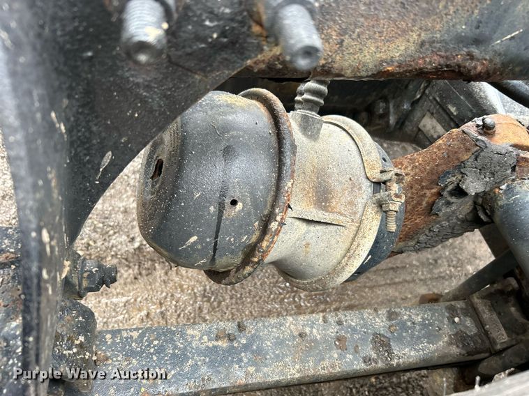 image for item OI9576 2006 International  9400i semi truck