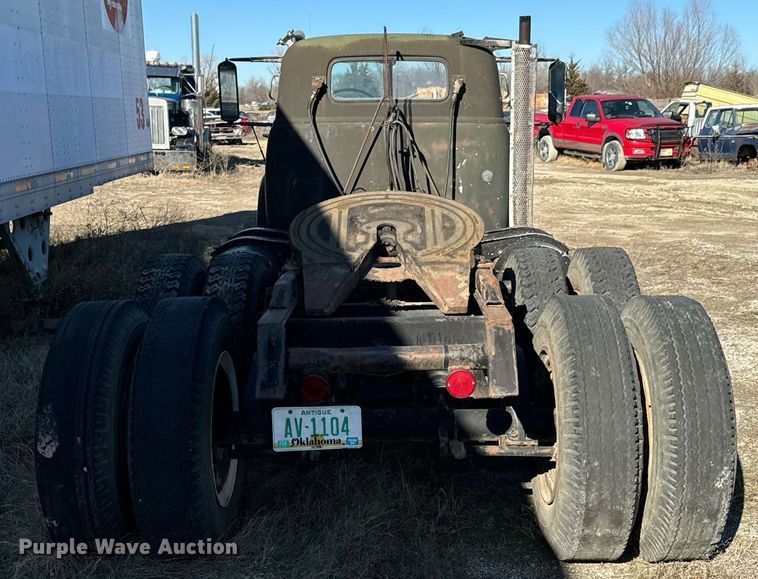 image for item OJ9430 1951 GMC 650 semi truck