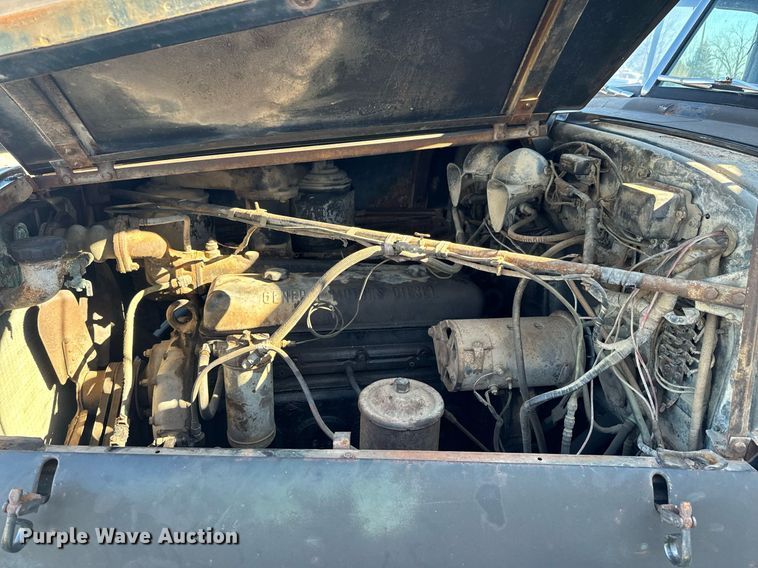 image for item OJ9430 1951 GMC 650 semi truck