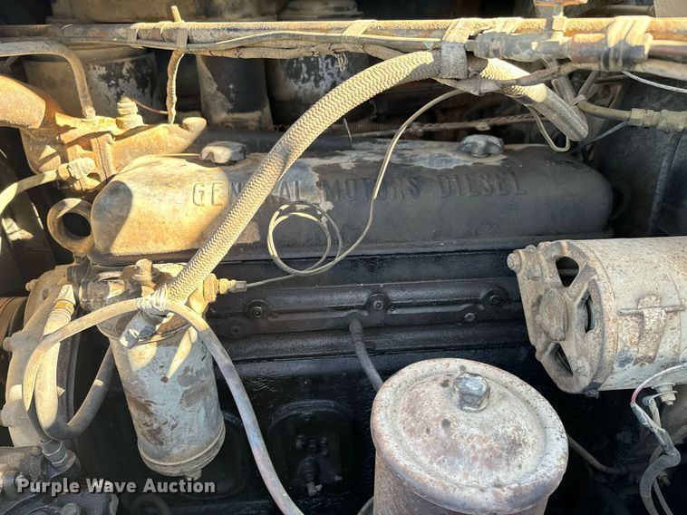 image for item OJ9430 1951 GMC 650 semi truck