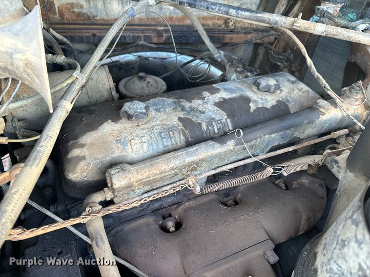 image for item OJ9430 1951 GMC 650 semi truck