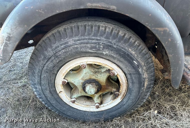 image for item OJ9430 1951 GMC 650 semi truck