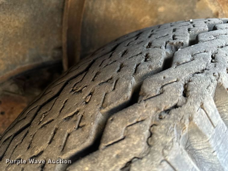 image for item OJ9430 1951 GMC 650 semi truck