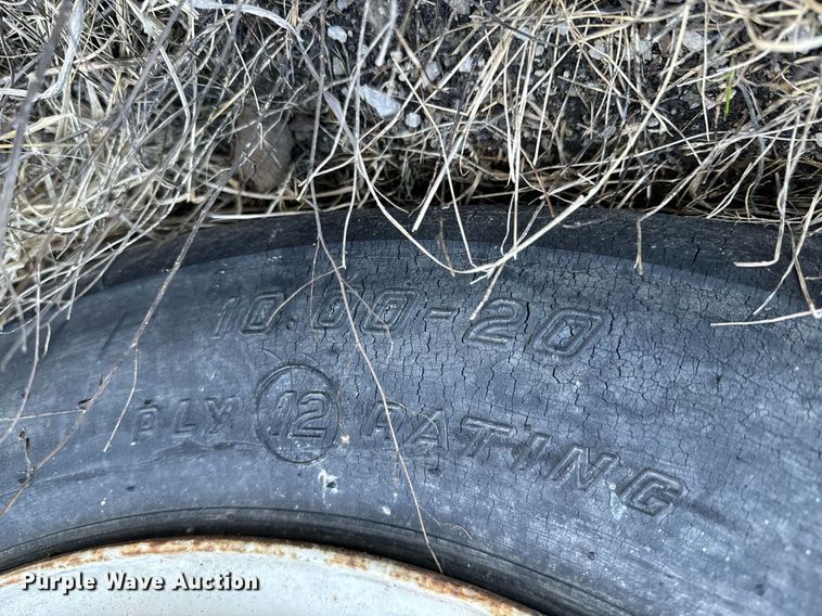 image for item OJ9430 1951 GMC 650 semi truck